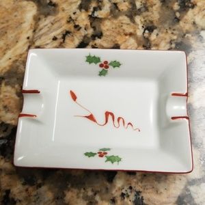 Rene Caovilla holiday ashtray, not for smoking.